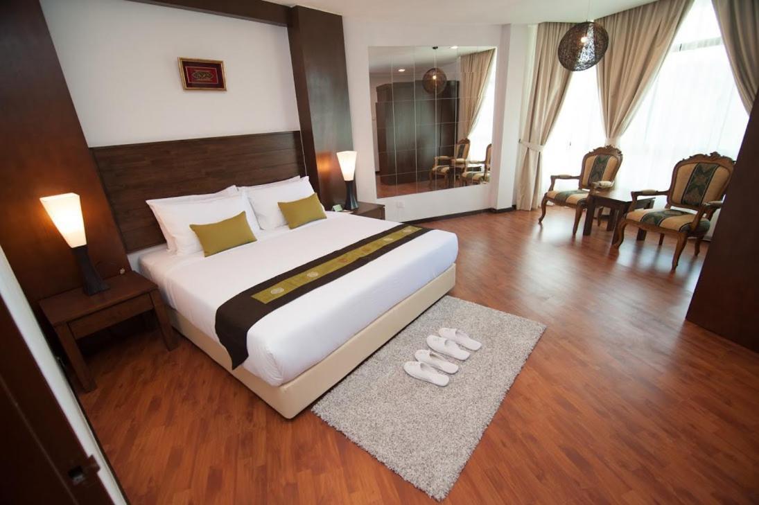 Samsuria Beach Resort & Residence Cherating Exterior foto