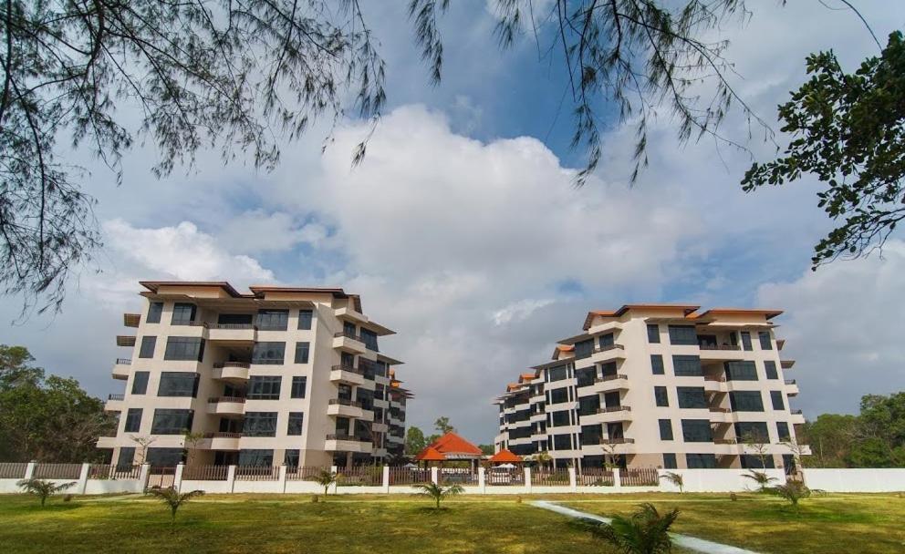 Samsuria Beach Resort & Residence Cherating Exterior foto
